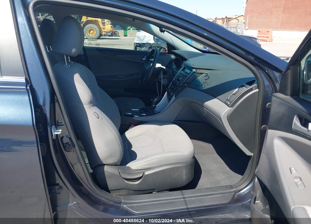 2014 HYUNDAI SONATA GLS VIN: 5NPEB4AC9EH910594