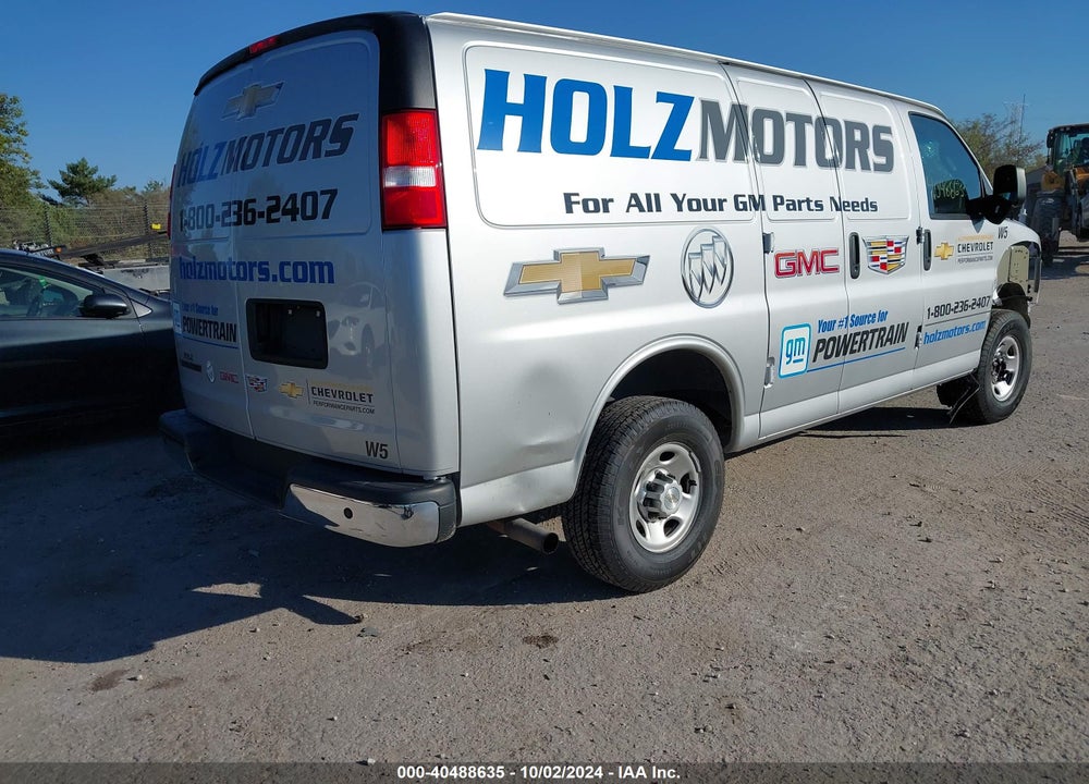 2022 CHEVROLET EXPRESS CARGO RWD 2500 REGULAR WHEELBASE WT VIN: 1GCWGAFP0N1283145
