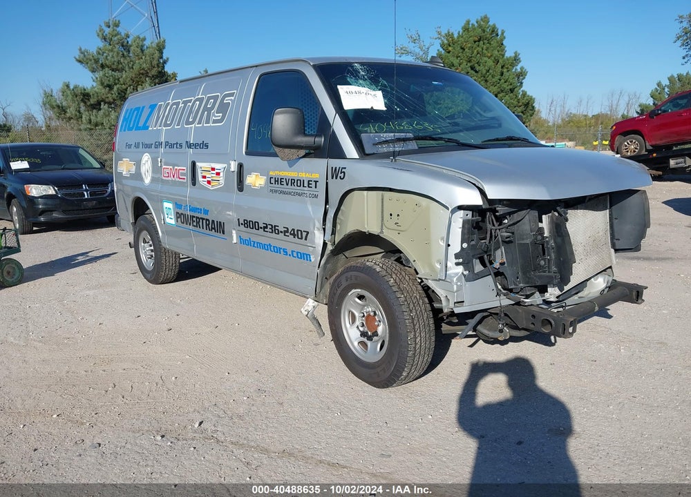 2022 CHEVROLET EXPRESS CARGO RWD 2500 REGULAR WHEELBASE WT VIN: 1GCWGAFP0N1283145