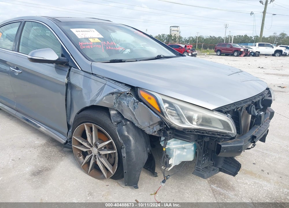 2015 HYUNDAI SONATA SPORT 2.0T VIN: 5NPE34AB6FH083739