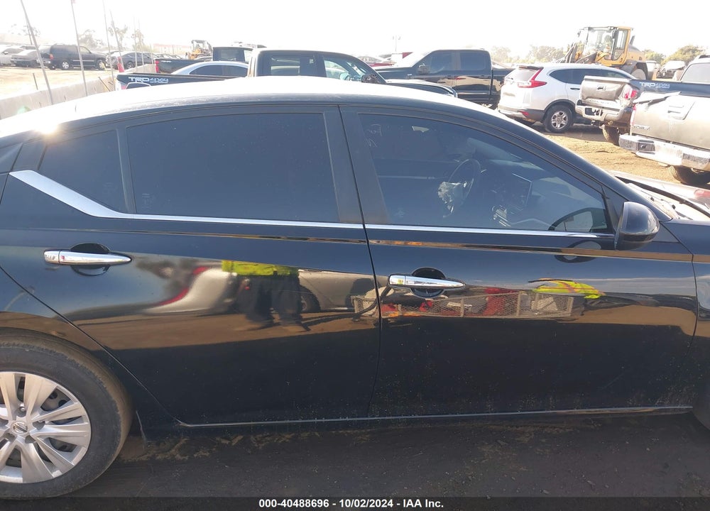 2021 NISSAN ALTIMA SV FWD VIN: 1N4BL4DV7MN416560