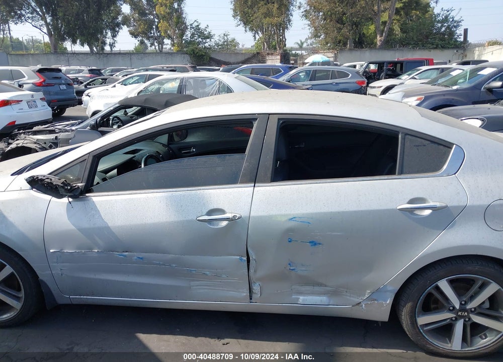 2018 KIA FORTE EX VIN: 3KPFL4A84JE218383