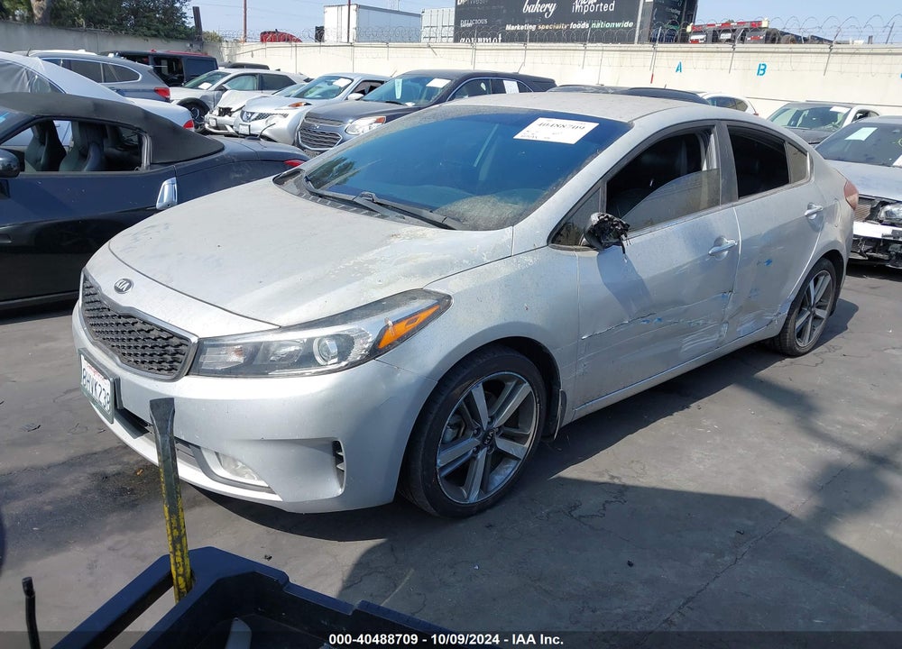2018 KIA FORTE EX VIN: 3KPFL4A84JE218383
