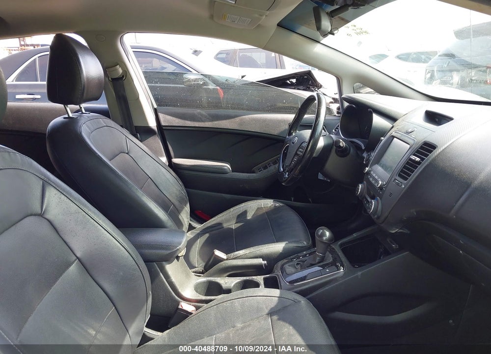 2018 KIA FORTE EX VIN: 3KPFL4A84JE218383