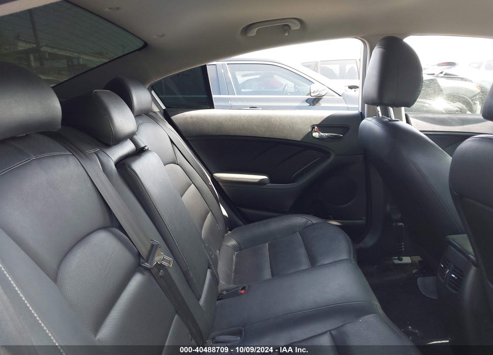 2018 KIA FORTE EX VIN: 3KPFL4A84JE218383