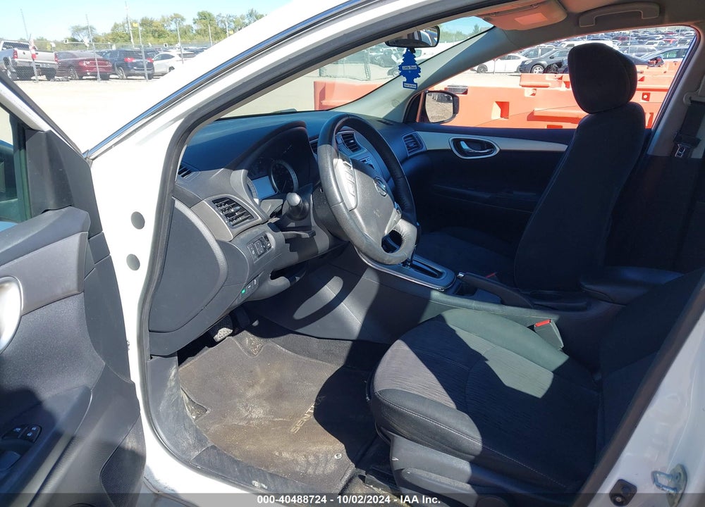 2015 NISSAN SENTRA SV VIN: 3N1AB7APXFY217348
