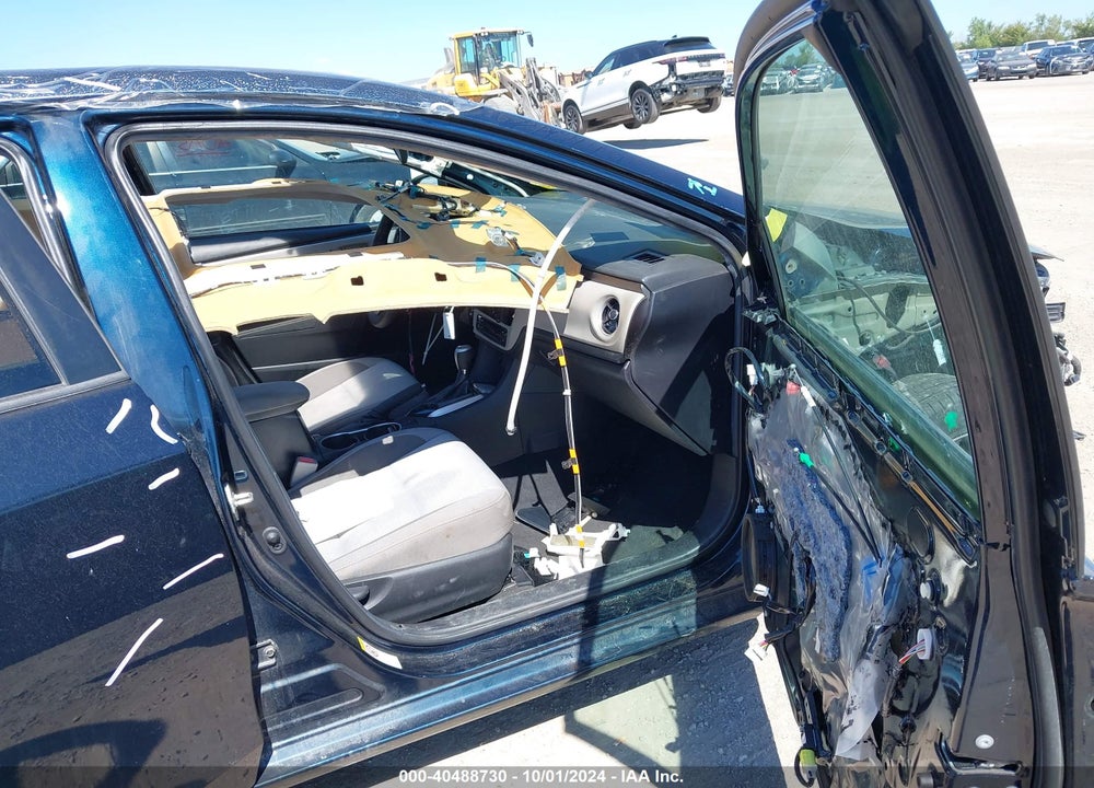 2019 TOYOTA COROLLA LE VIN: 2T1BURHE3KC164224
