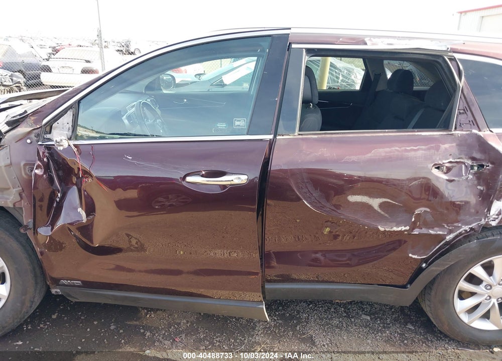 2016 KIA SORENTO 2.4L LX VIN: 5XYPGDA37GG065300