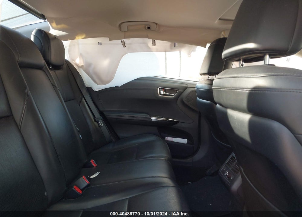 2015 TOYOTA AVALON LIMITED VIN: 4T1BK1EB3FU137868