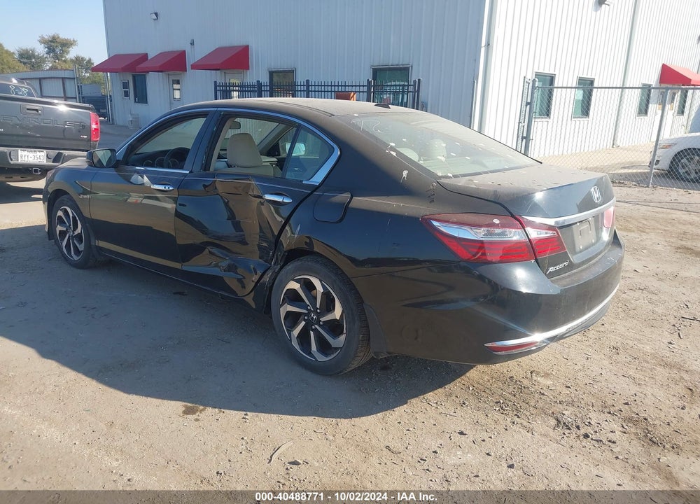 2017 HONDA ACCORD EX VIN: 1HGCR2F70HA171891
