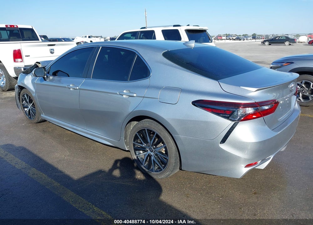 2022 TOYOTA CAMRY SE VIN: 4T1G11AK1NU617601