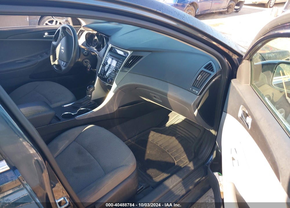 2012 HYUNDAI SONATA GLS VIN: 5NPEB4AC8CH381894