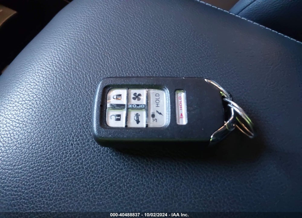 2018 HONDA CLARITY PLUG-IN HYBRID VIN: JHMZC5F14JC002733