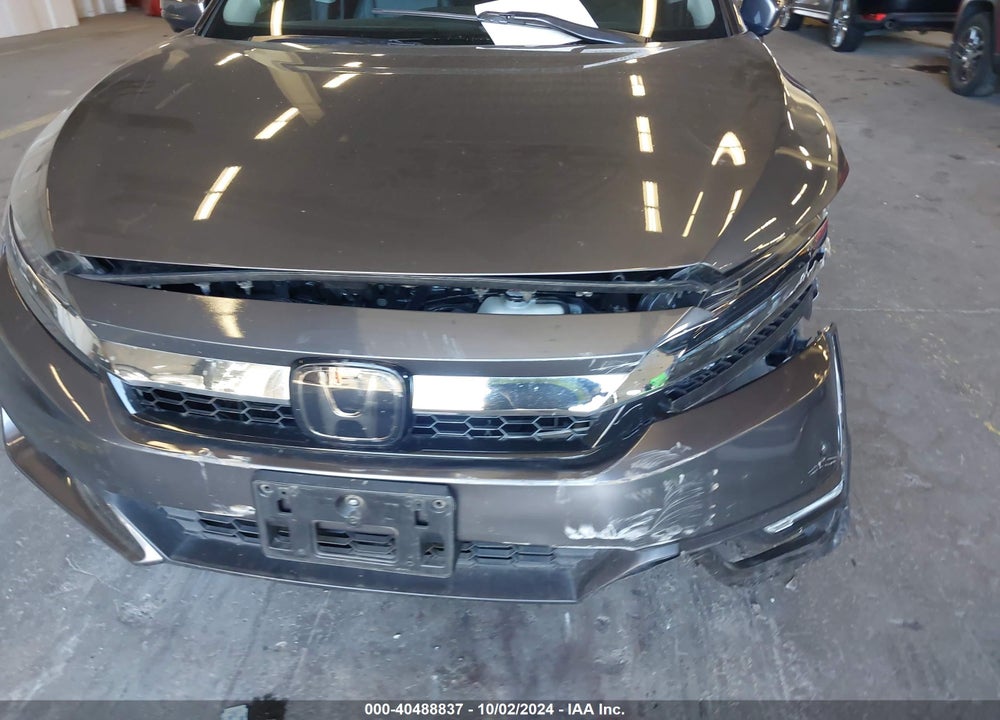 2018 HONDA CLARITY PLUG-IN HYBRID VIN: JHMZC5F14JC002733