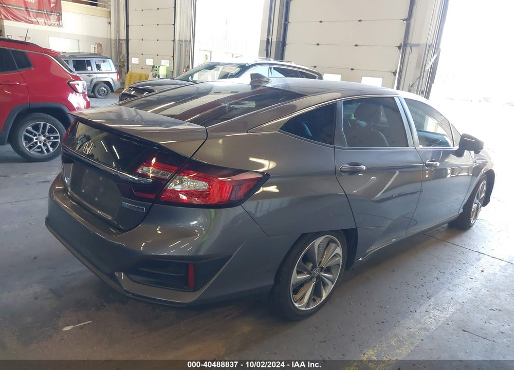 2018 HONDA CLARITY PLUG-IN HYBRID VIN: JHMZC5F14JC002733