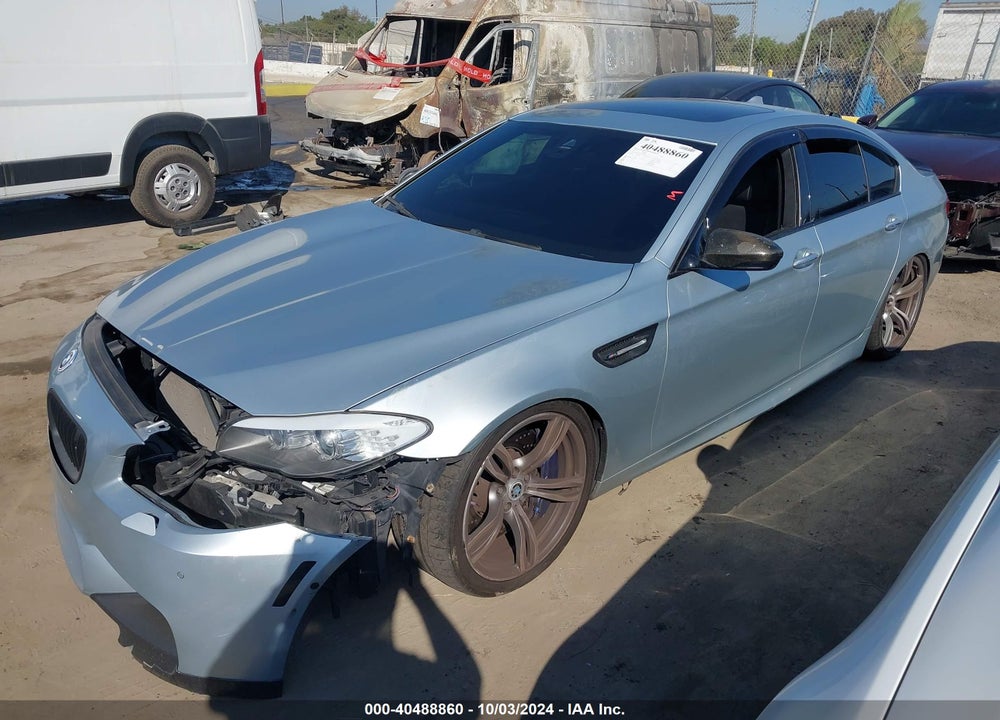 2013 BMW M5 VIN: WBSFV9C52DD096647