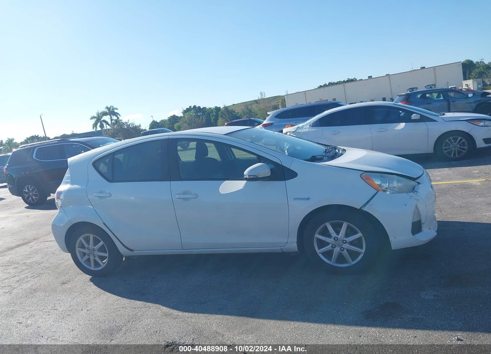2012 TOYOTA PRIUS C THREE VIN: JTDKDTB38C1504204