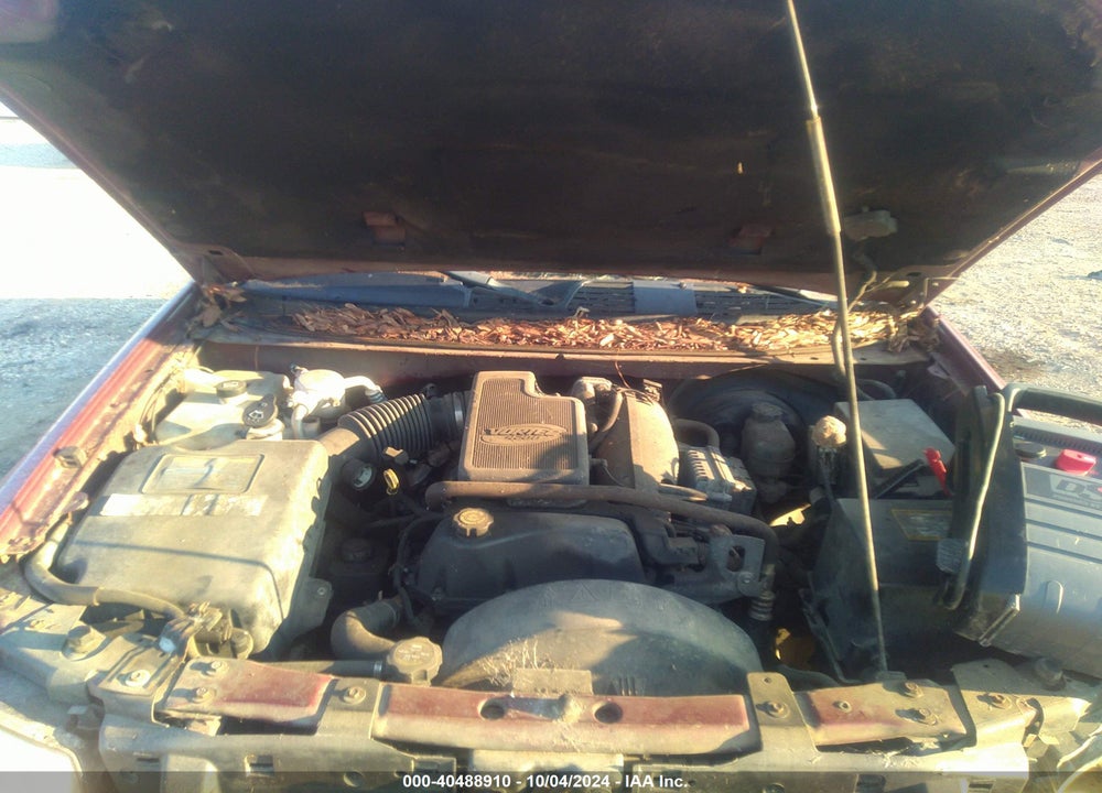 2002 GMC ENVOY SLT VIN: 1GKDS13S722443353