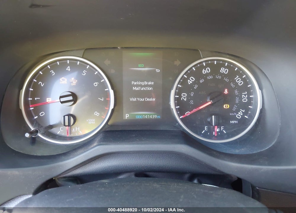 2019 TOYOTA RAV4 LE VIN: JTMF1RFV0KD040265