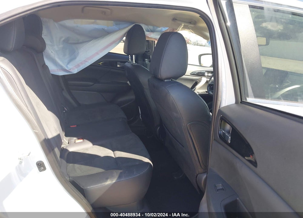 2024 MITSUBISHI ECLIPSE CROSS SE/SEL VIN: JA4ATWAA1RZ036000