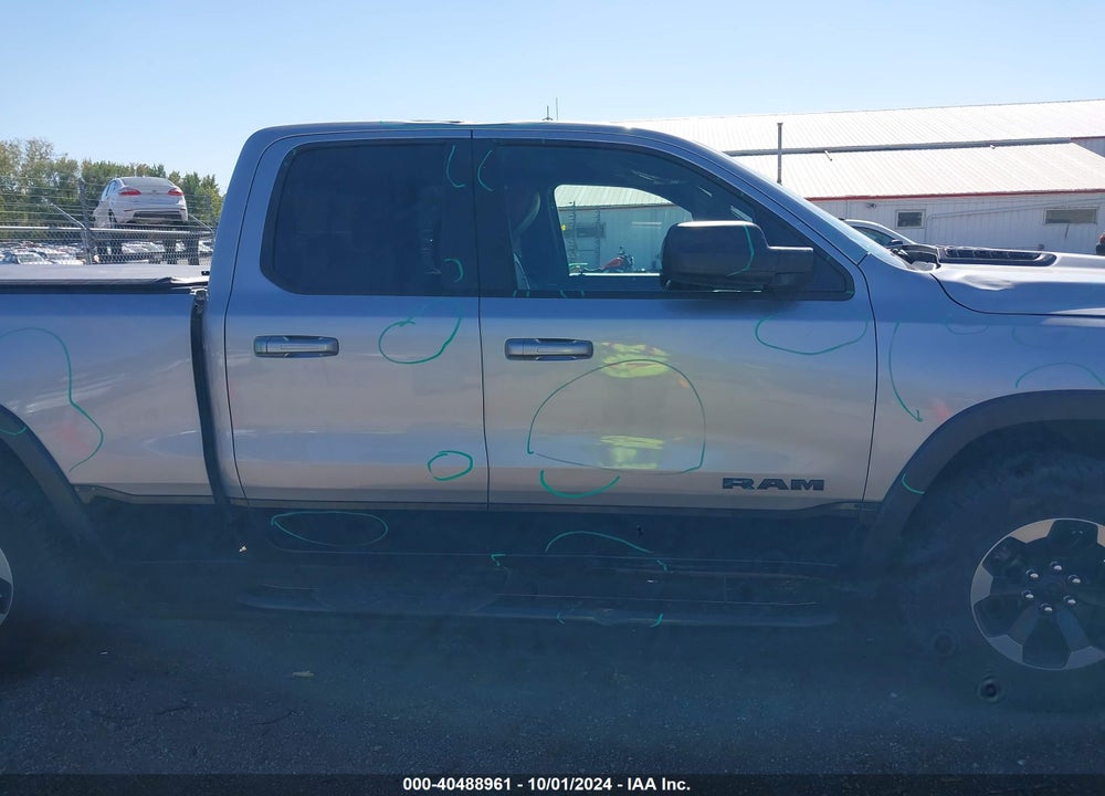 2019 RAM 1500 REBEL QUAD CAB 4X4 6'4 BOX VIN: 1C6SRFET8KN848564