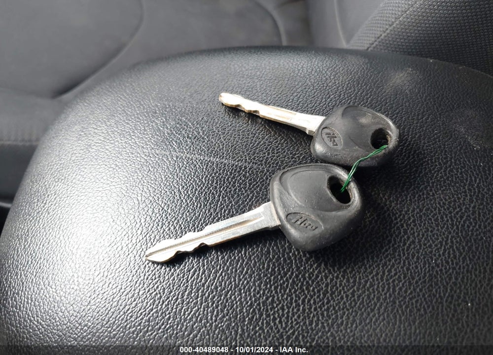 2011 KIA SOUL VIN: KNDJT2A27B7312303