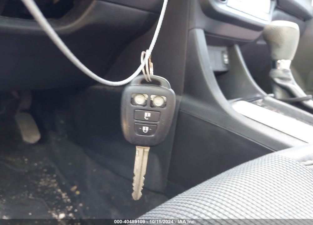 2014 TOYOTA COROLLA S PLUS VIN: 2T1BURHE0EC070547