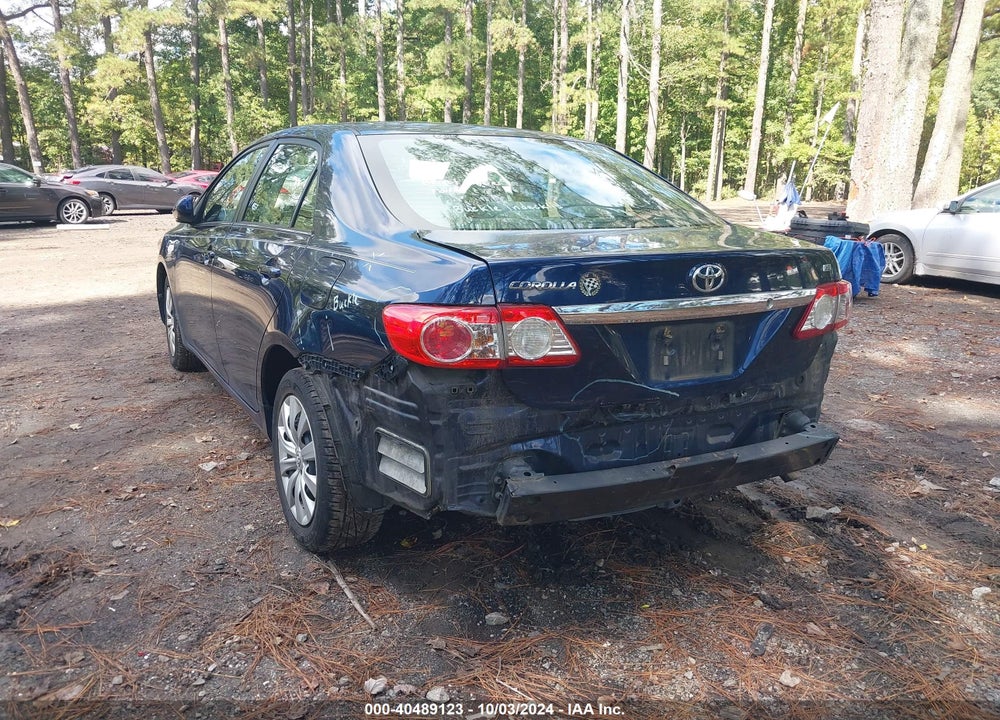 2013 TOYOTA COROLLA LE VIN: 2T1BU4EE8DC055221
