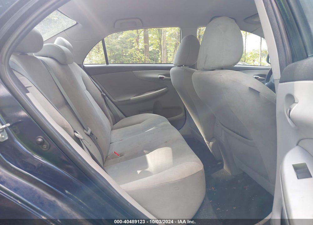 2013 TOYOTA COROLLA LE VIN: 2T1BU4EE8DC055221