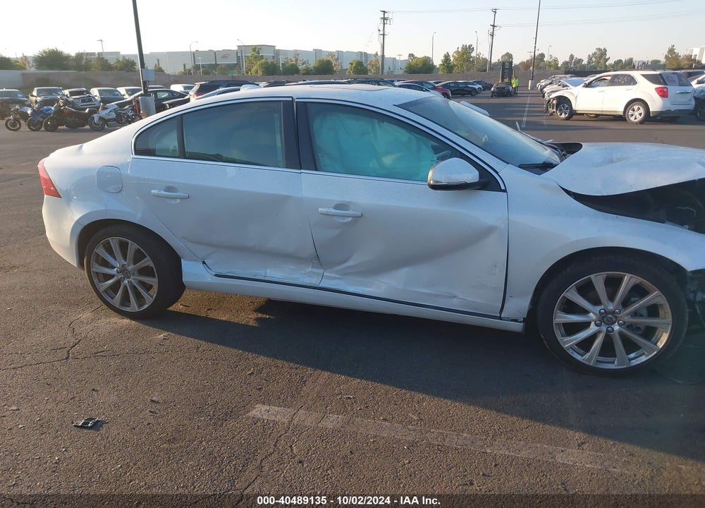 2017 VOLVO S60 INSCRIPTION T5 VIN: LYV402HKXHB146830