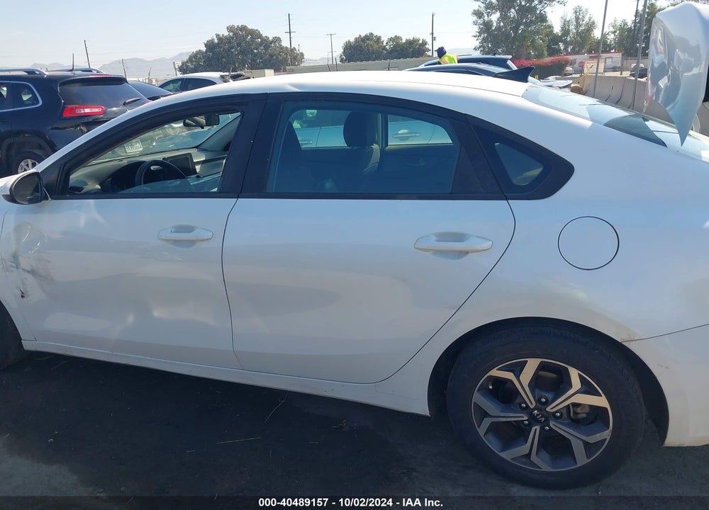2021 KIA FORTE LXS VIN: 3KPF24AD9ME296453
