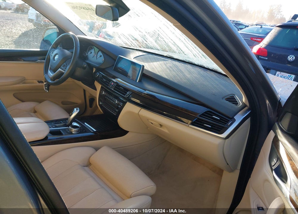 2015 BMW X5 XDRIVE35I VIN: 5UXKR0C59F0K56165