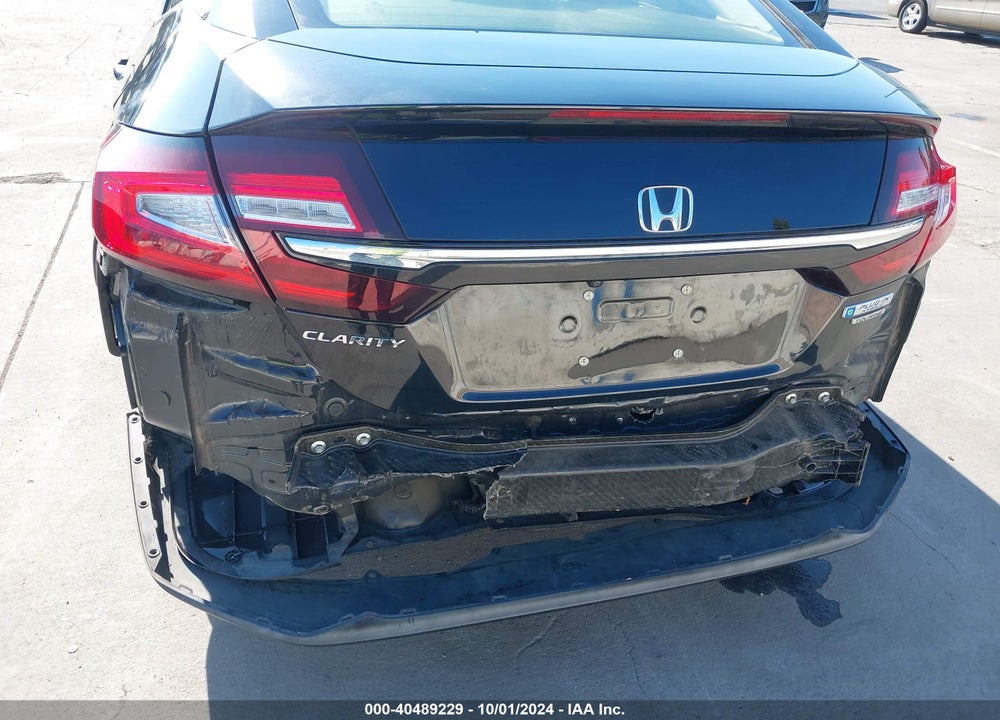 2018 HONDA CLARITY PLUG-IN HYBRID TOURING VIN: JHMZC5F38JC004843
