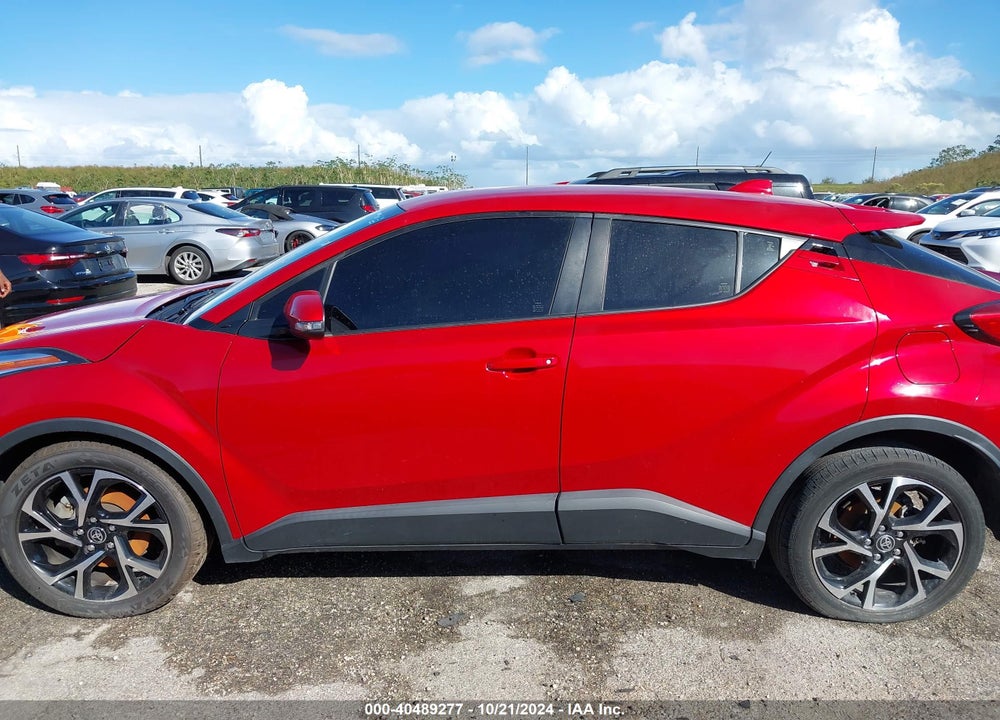 2021 TOYOTA C-HR XLE VIN: JTNKHMBX7M1116407