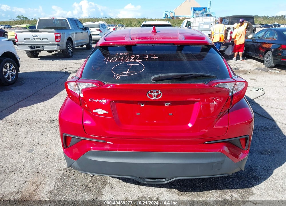2021 TOYOTA C-HR XLE VIN: JTNKHMBX7M1116407