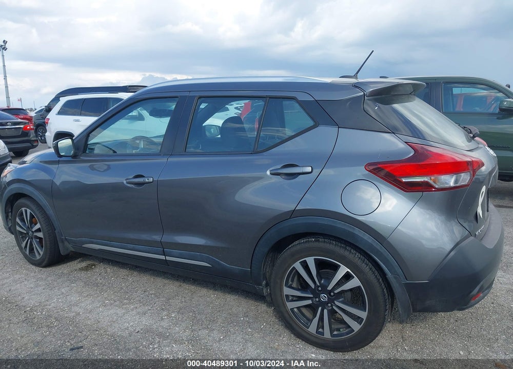 2018 NISSAN KICKS SR VIN: 3N1CP5CU3JL508118