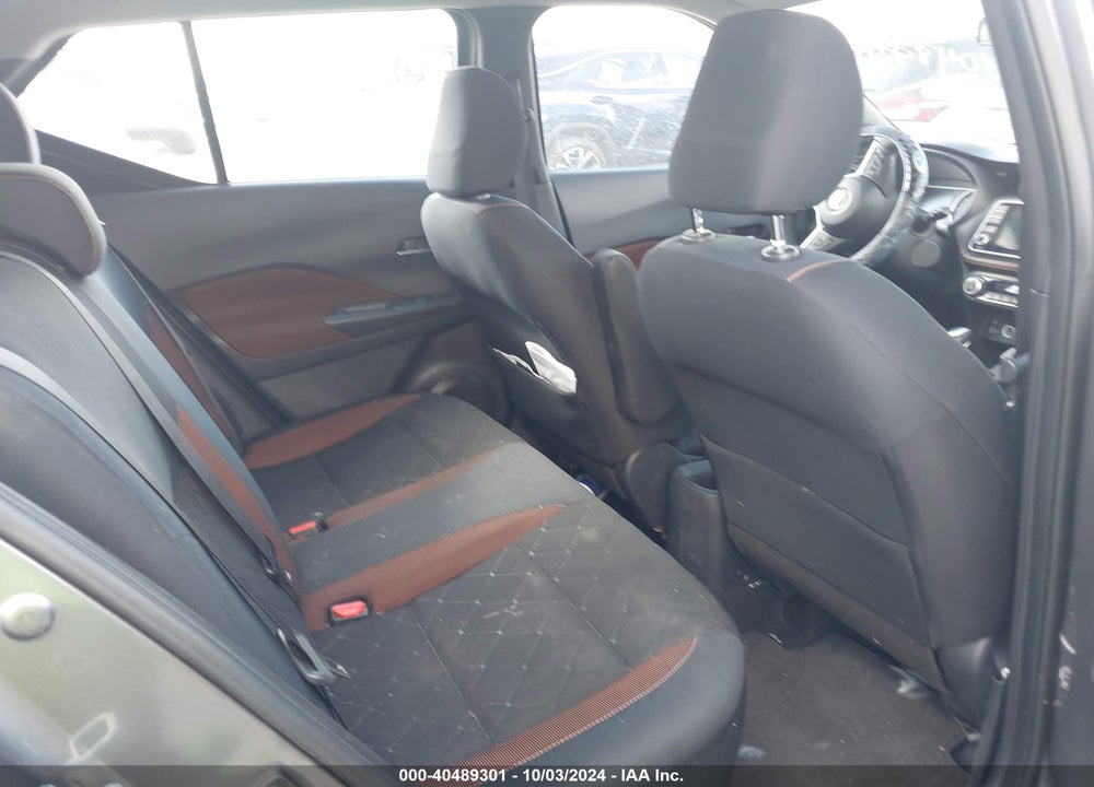 2018 NISSAN KICKS SR VIN: 3N1CP5CU3JL508118