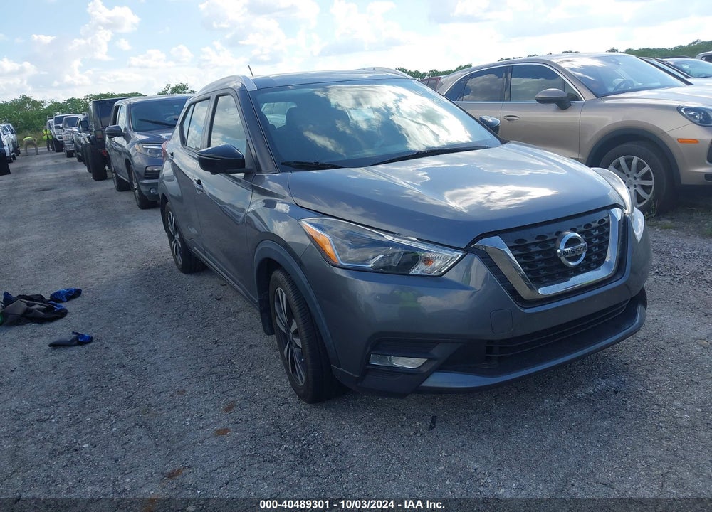 2018 NISSAN KICKS SR VIN: 3N1CP5CU3JL508118