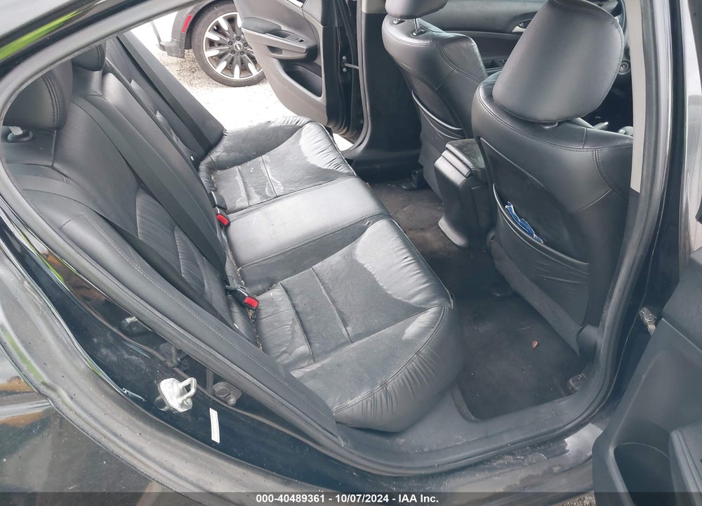 2011 HONDA ACCORD 2.4 SE VIN: 1HGCP2F6XBA137459