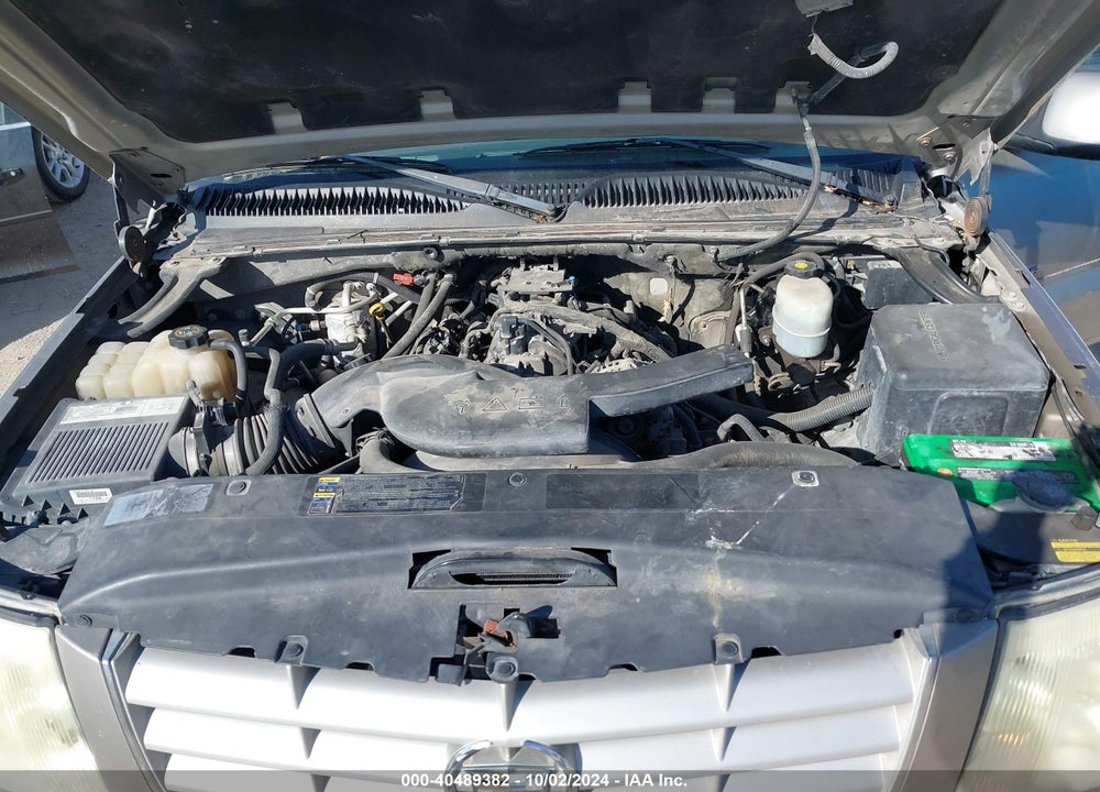 2002 CADILLAC ESCALADE STANDARD VIN: 1GYEK63N32R283433
