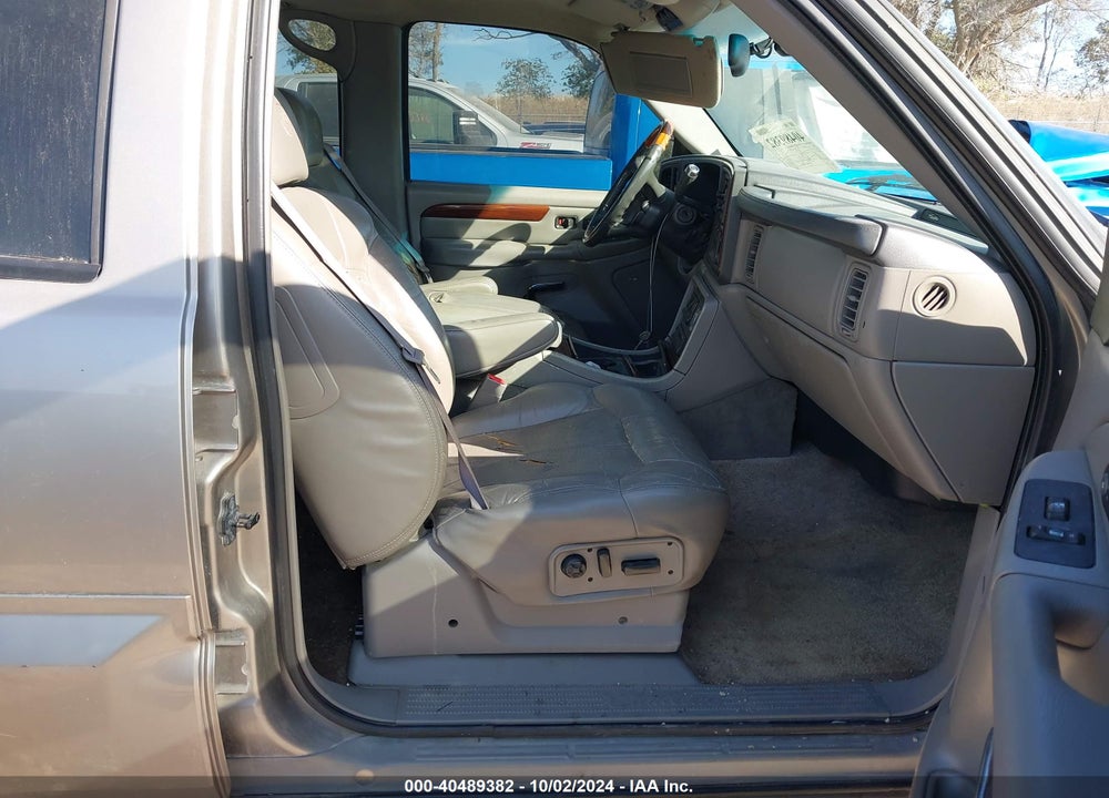 2002 CADILLAC ESCALADE STANDARD VIN: 1GYEK63N32R283433