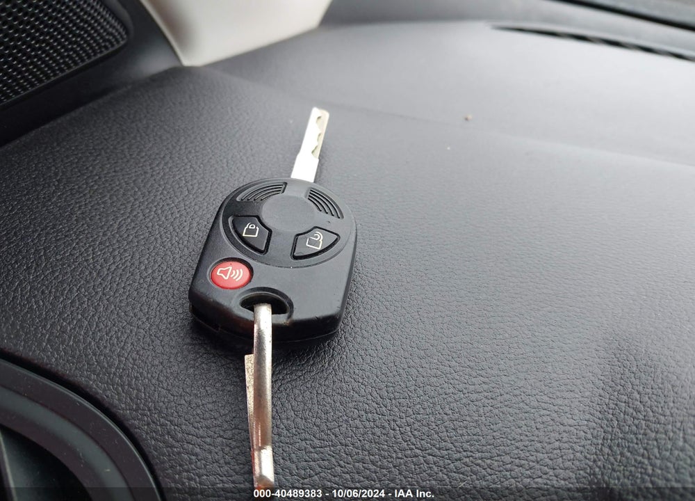 2018 FORD ESCAPE S VIN: 1FMCU0F72JUB97264
