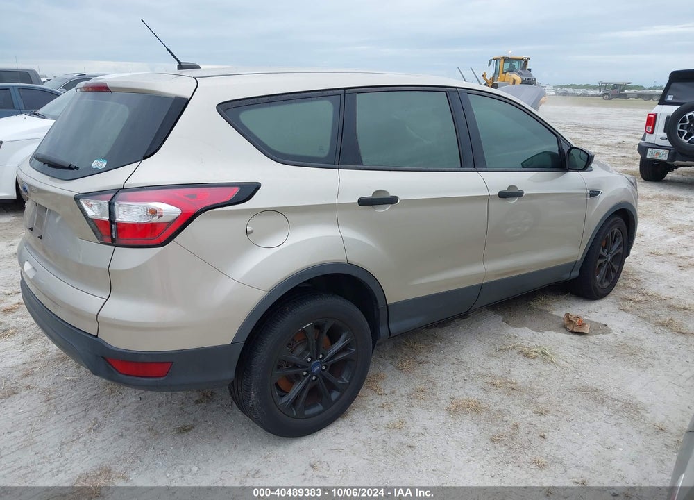 2018 FORD ESCAPE S VIN: 1FMCU0F72JUB97264