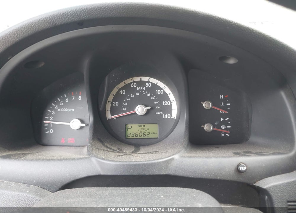 2007 KIA SPORTAGE LX VIN: KNDJF724X77348286