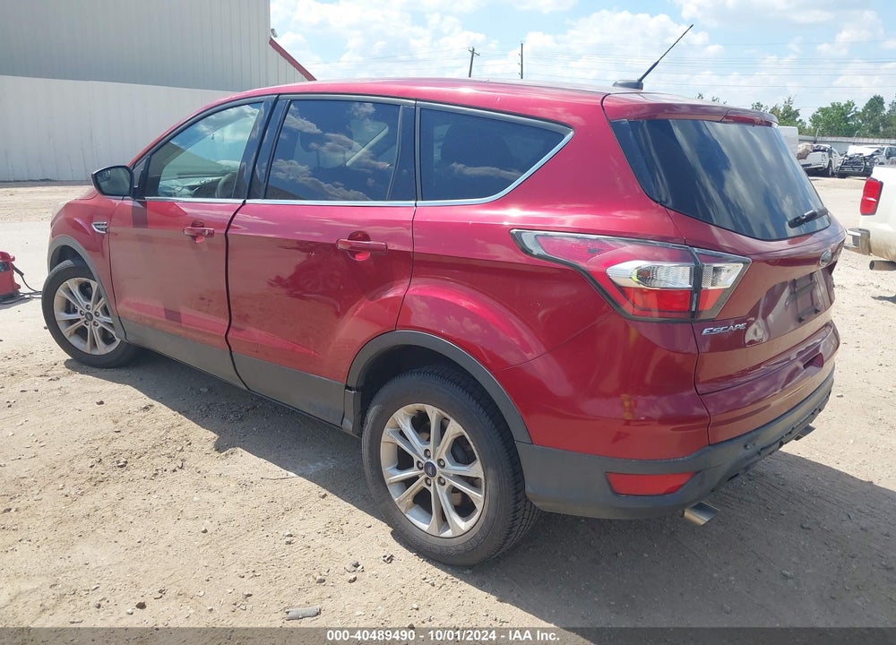 2017 FORD ESCAPE SE VIN: 1FMCU0G94HUA51667