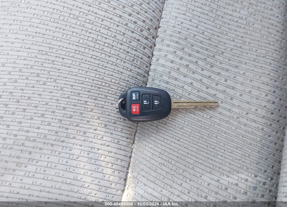2014 TOYOTA CAMRY LE VIN: 4T1BF1FK7EU329716
