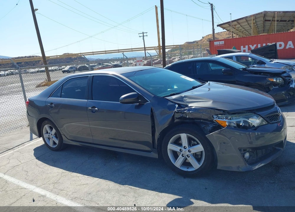 2013 TOYOTA CAMRY SE VIN: 4T1BF1FK5DU701357