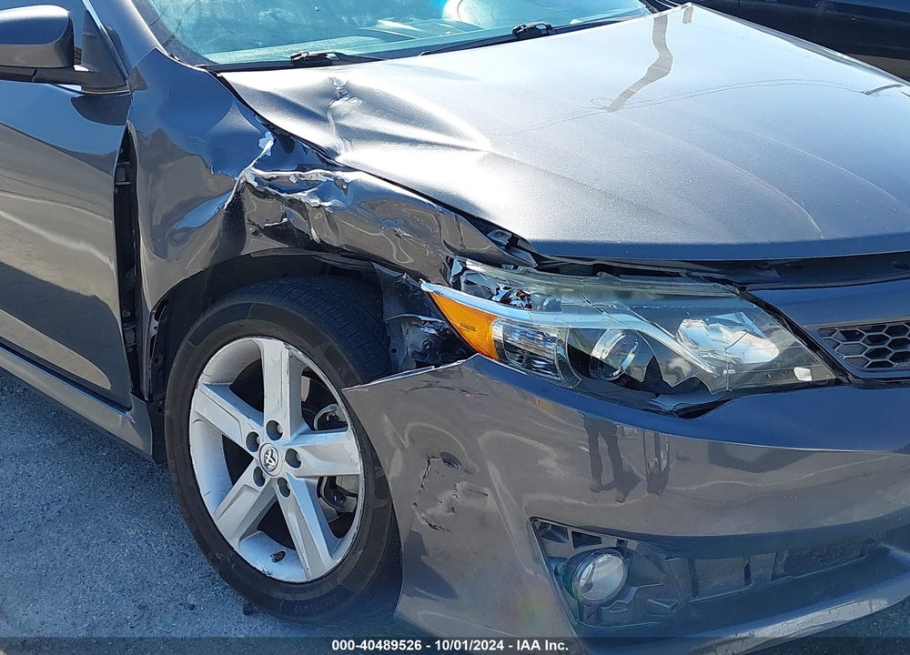 2013 TOYOTA CAMRY SE VIN: 4T1BF1FK5DU701357