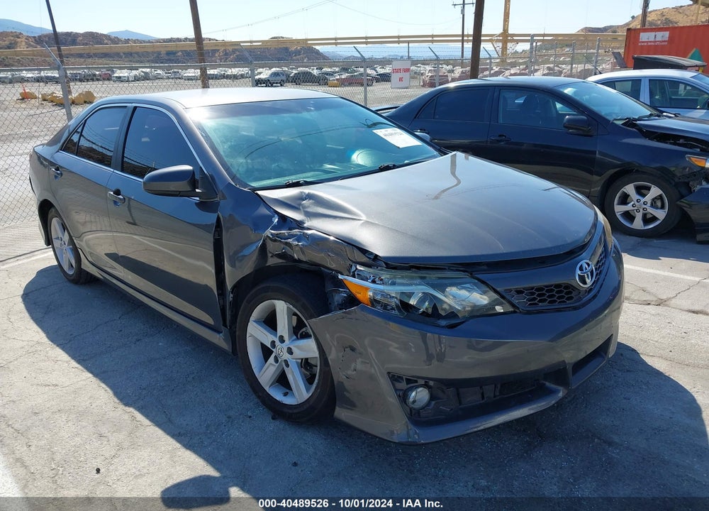 2013 TOYOTA CAMRY SE VIN: 4T1BF1FK5DU701357