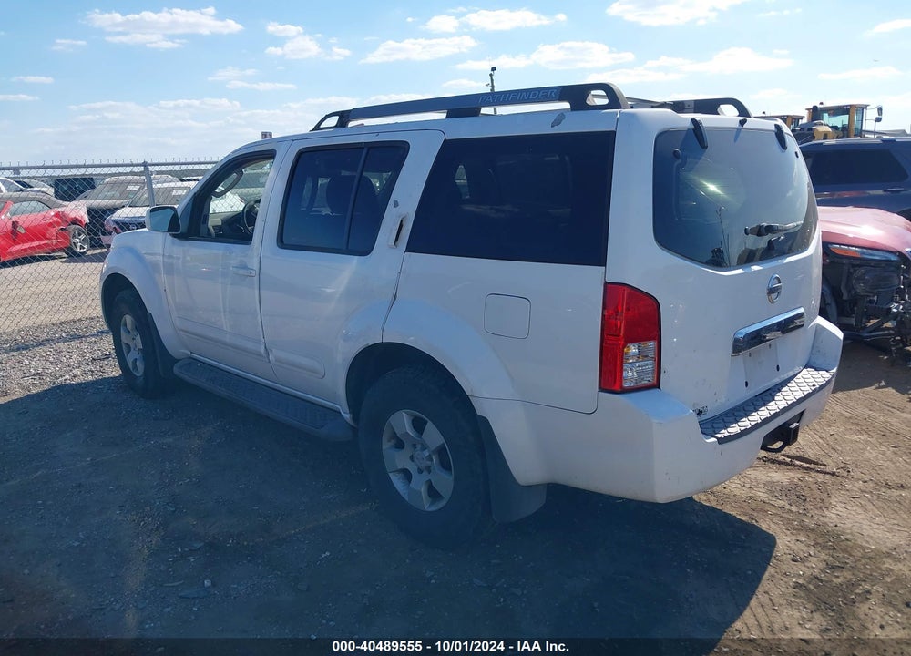 2005 NISSAN PATHFINDER SE VIN: 5N1AR18U05C781157